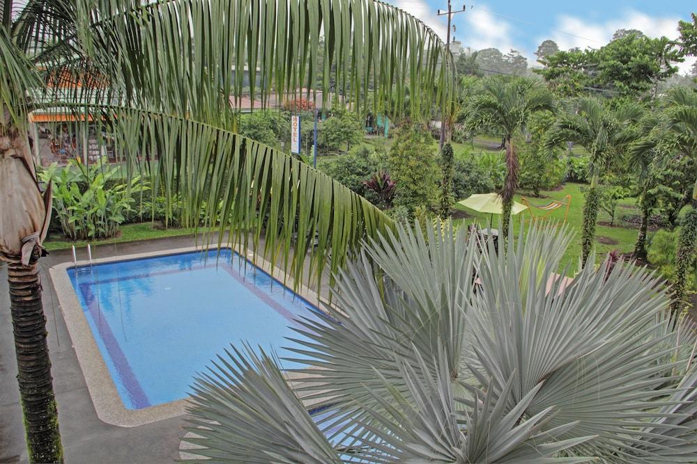 San Bosco Inn La Fortuna Екстериор снимка