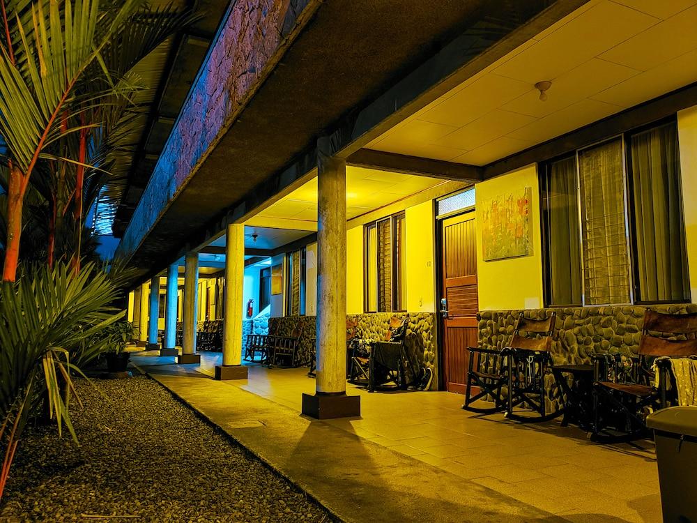 San Bosco Inn La Fortuna Екстериор снимка