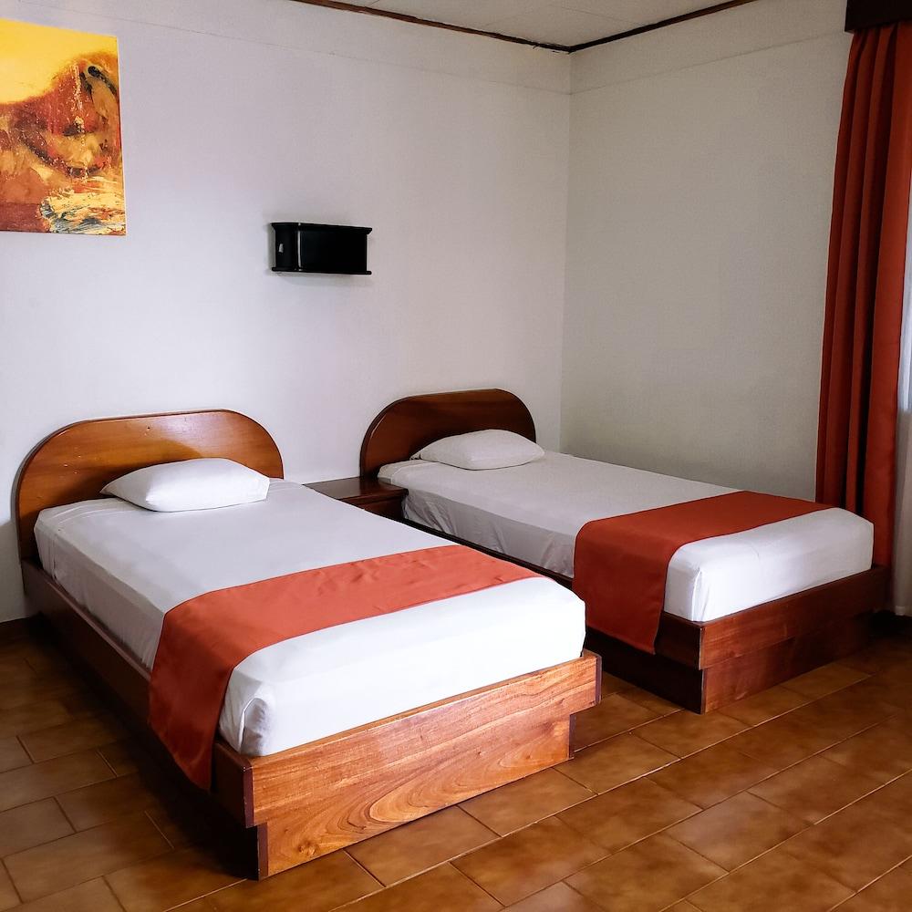San Bosco Inn La Fortuna Екстериор снимка
